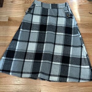 SHEIN Black and Gray Checkered A-Line Skirt